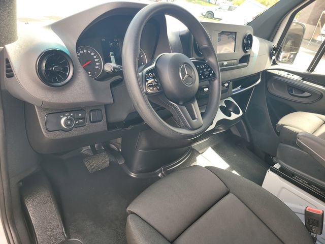 Used 2024 Mercedes-Benz Sprinter 2500 image 9