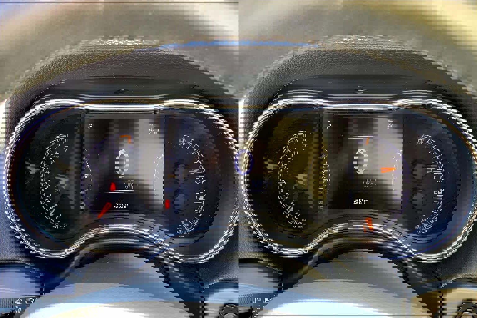 Used 2022 Jeep Grand Cherokee Laredo E w/ Security & Convenience Group image 23