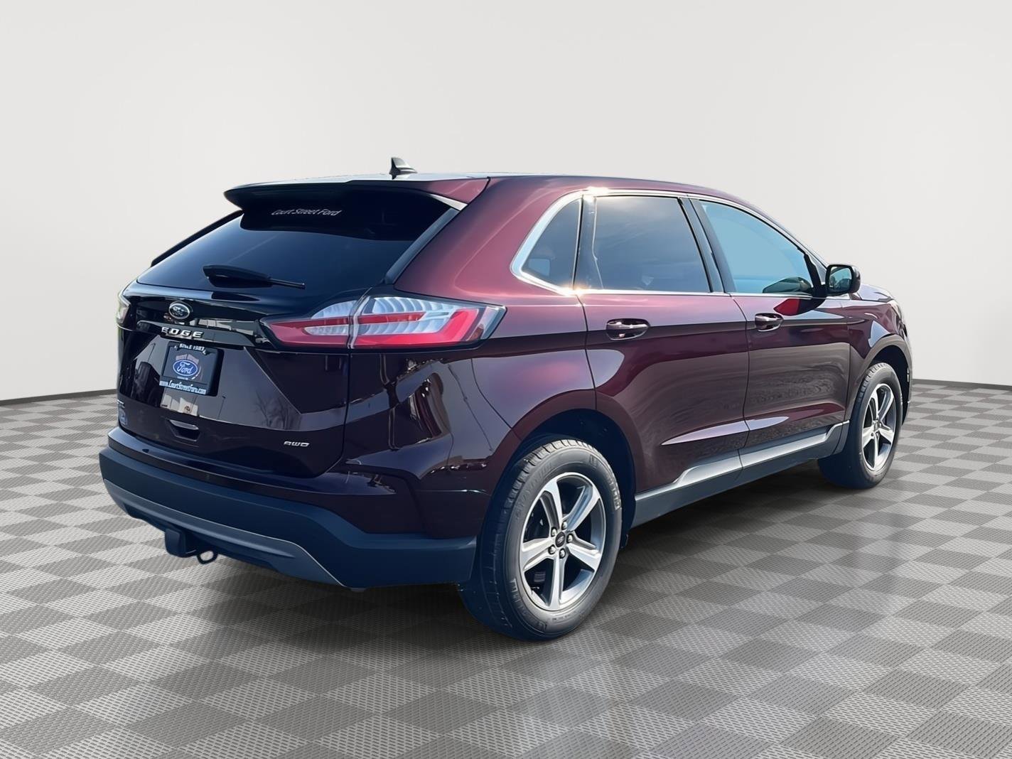 Certified 2024 Ford Edge SEL w/ Convenience Package image 5