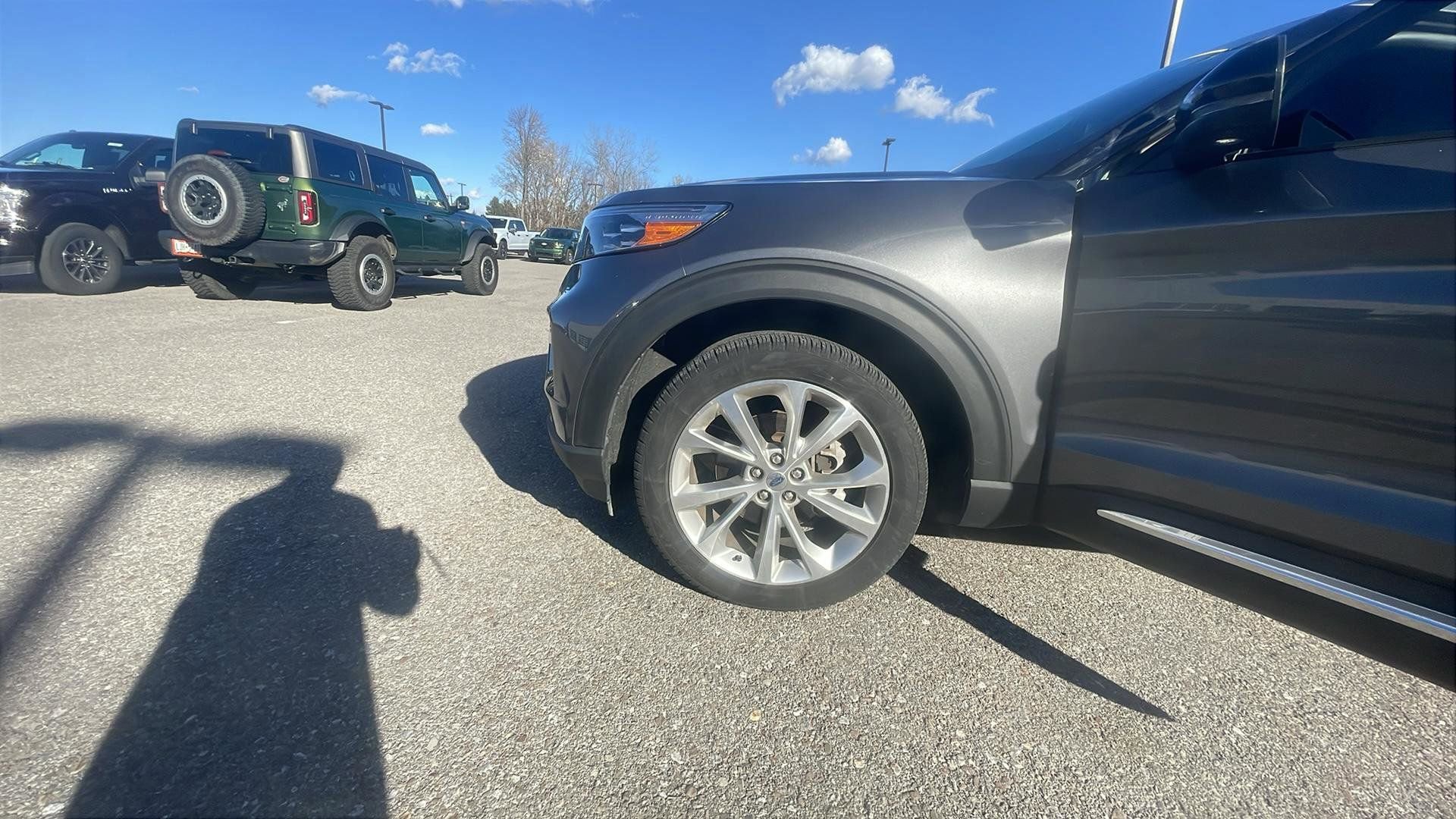 Certified 2023 Ford Explorer Platinum w/ Class IV Trailer Tow Package image 24