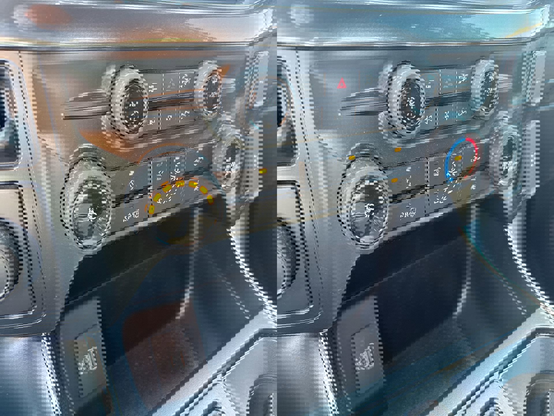 Certified 2025 Ford F150 STX w/ Equipment Group 200A image 22