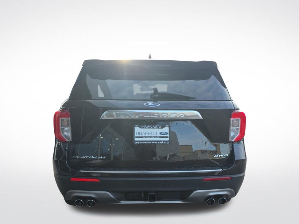 Certified 2023 Ford Explorer Platinum w/ Technology Package image 4
