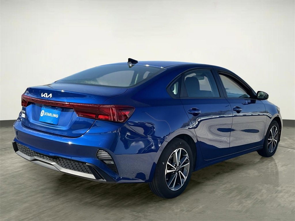 Used 2024 Kia Forte LXS image 9