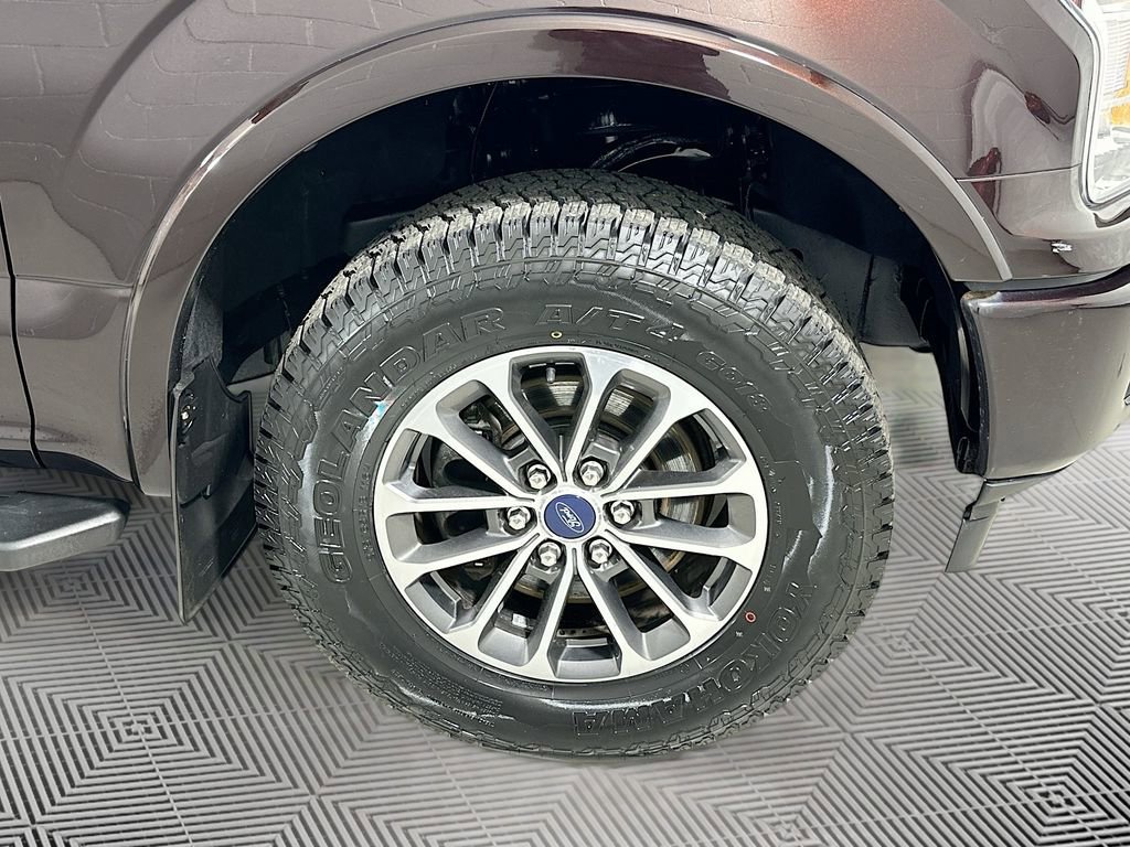 Certified 2019 Ford F150 XLT w/ Equipment Group 302A Luxury image 21