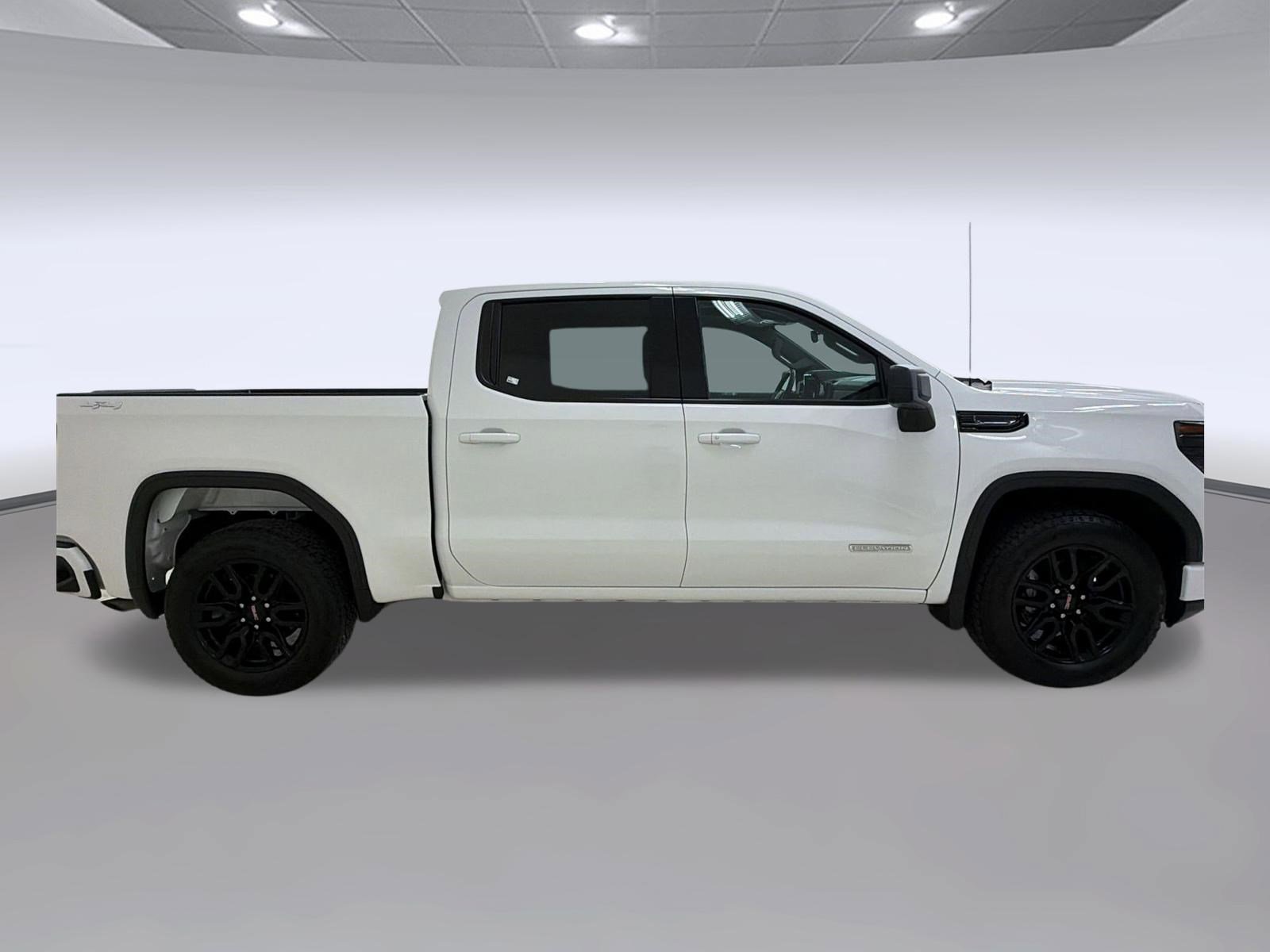 Used 2024 GMC Sierra 1500 Elevation AWD/4WD image 8