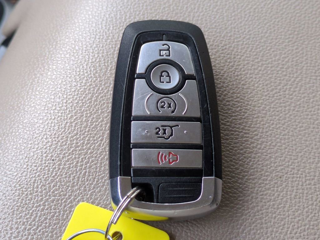 Certified 2024 Ford Expedition Limited image 28