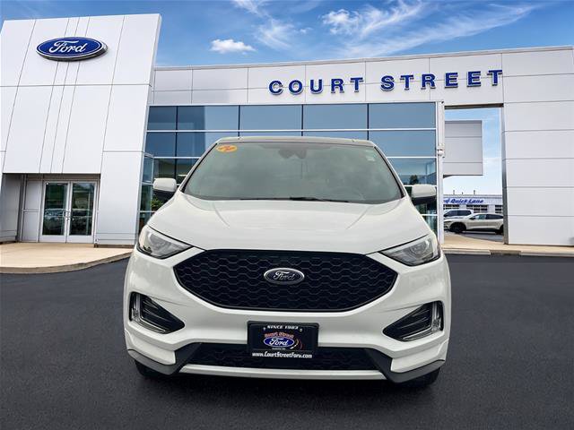 Certified 2024 Ford Edge ST-Line AWD/4WD image 2