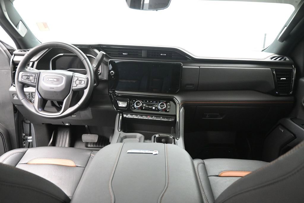 Used 2024 GMC Sierra 2500 AT4 w/ AT4 Premium Plus Package AWD/4WD image 14
