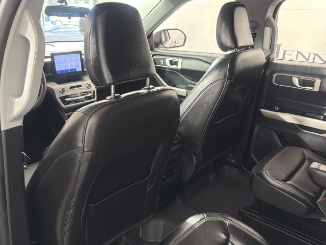 Certified 2023 Ford Explorer XLT w/ Equipment Group 202A RWD image 22