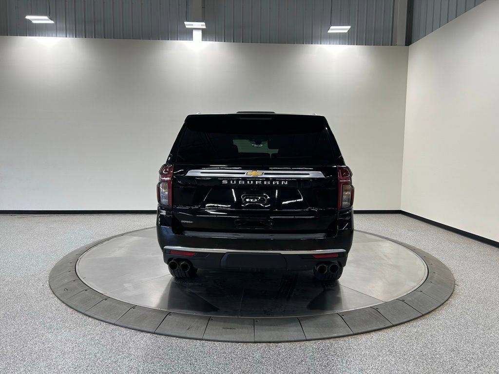 Used 2021 Chevrolet Suburban High Country AWD/4WD image 8