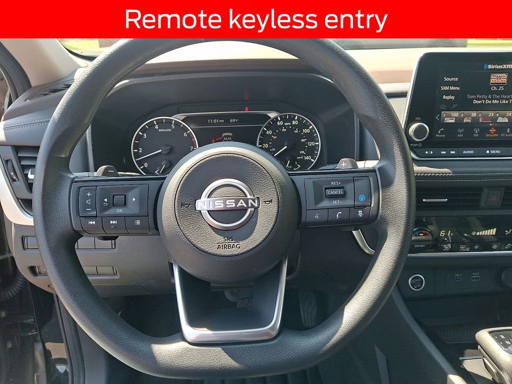Used 2023 Nissan Rogue SV AWD/4WD image 18