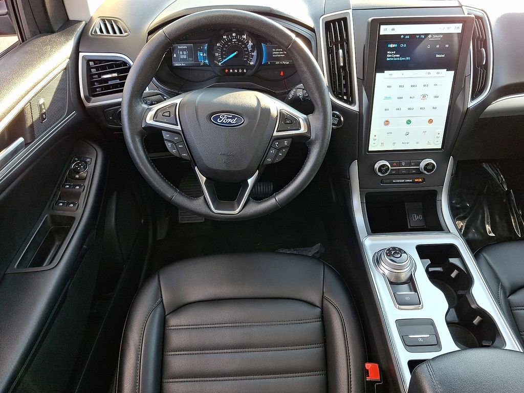 Certified 2022 Ford Edge SEL w/ Convenience Package image 12