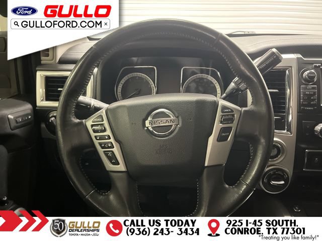 Used 2018 Nissan Titan PRO-4X w/ Pro-4x Convenience Package AWD/4WD image 14