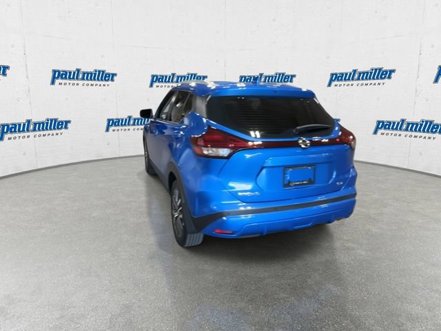 Used 2021 Nissan Kicks SV FWD image 9