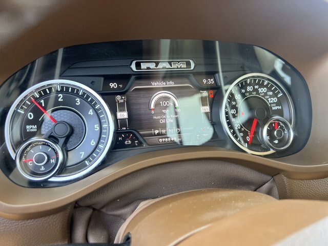 Used 2021 RAM 1500 Laramie AWD/4WD image 11