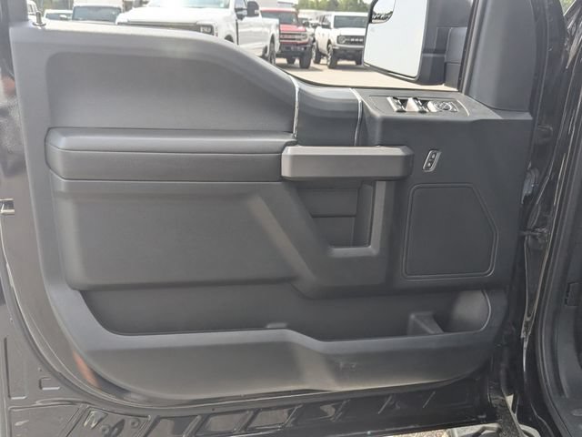 Certified 2019 Ford F150 XLT w/ Equipment Group 302A Luxury AWD/4WD image 9