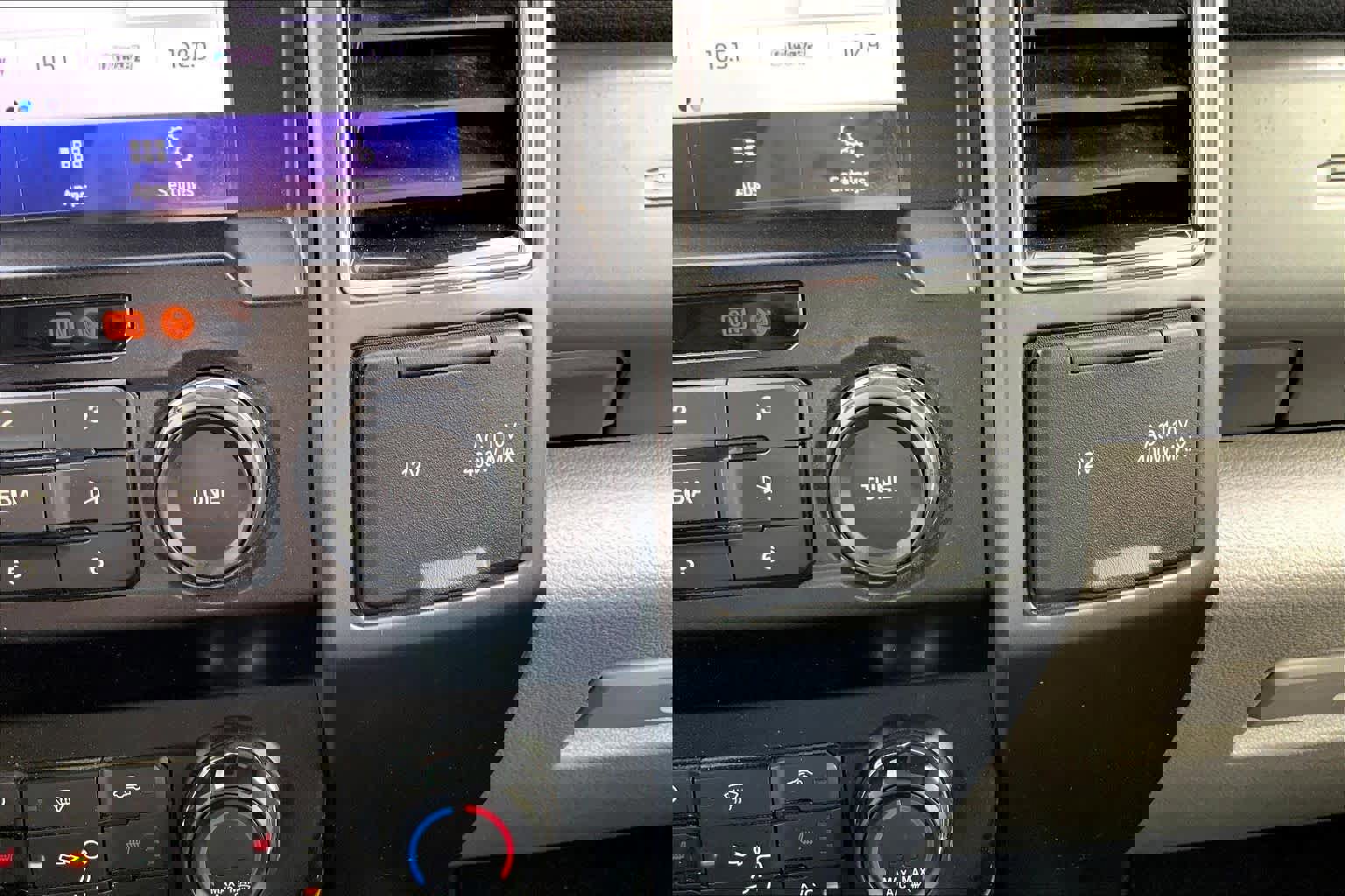 Certified 2022 Ford F250 XLT w/ XLT Premium Package image 36