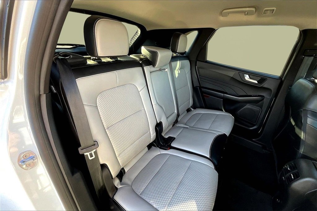 Certified 2023 Ford Escape SE image 27