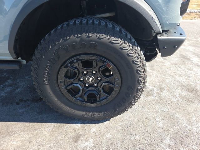 Certified 2023 Ford Bronco Wildtrak image 8