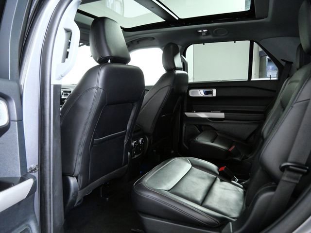 Certified 2023 Ford Explorer Limited w/ Limited Technology Package image 13