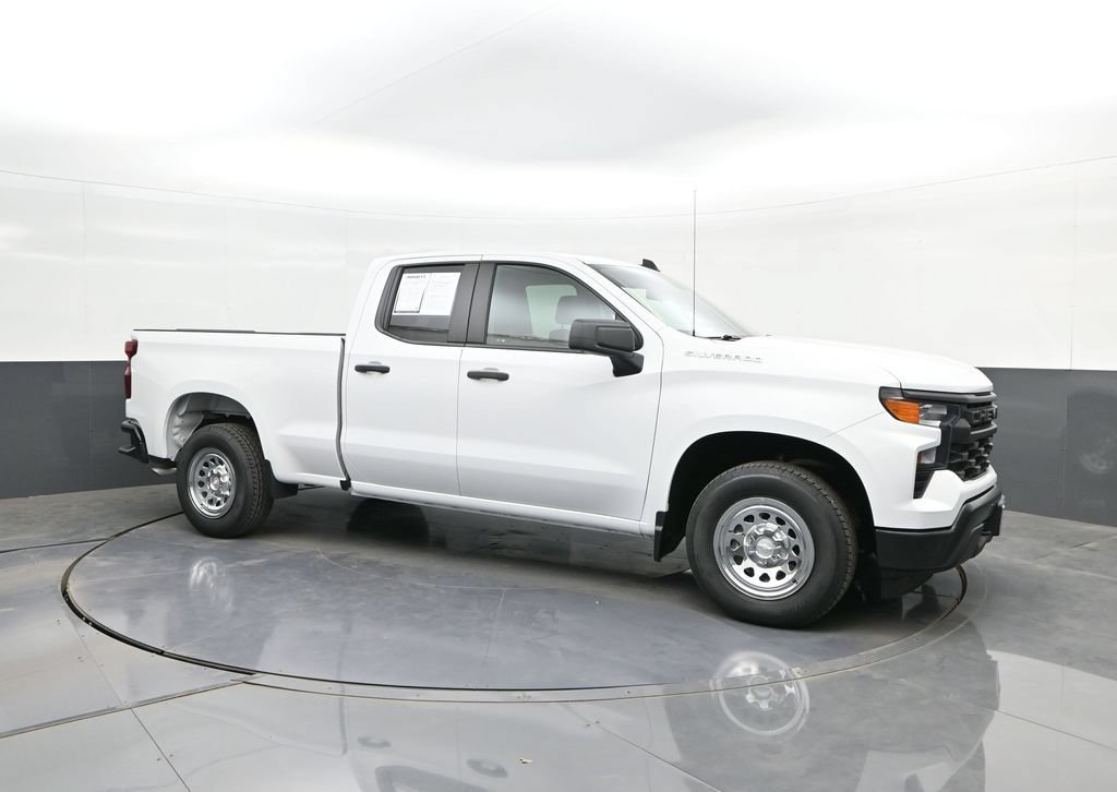 Used 2025 Chevrolet Silverado 1500 W/T w/ WT Value Package RWD image 14