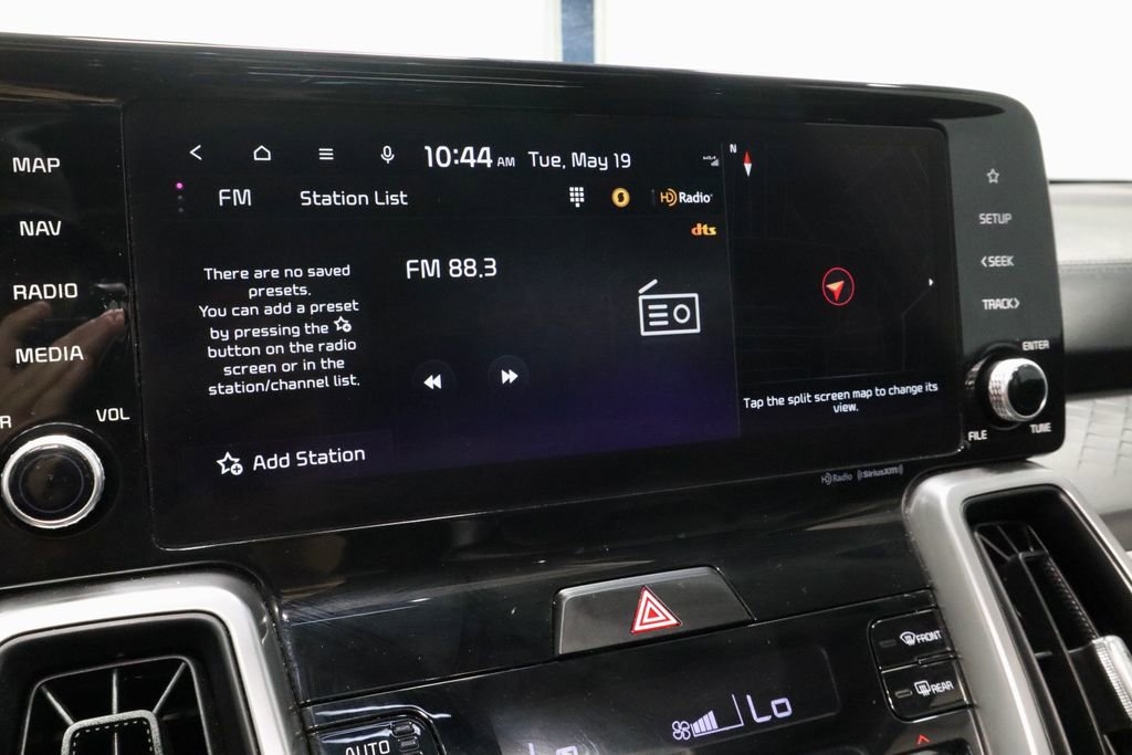 Used 2023 Kia Sorento S w/ Panoramic Sunroof Package FWD image 4