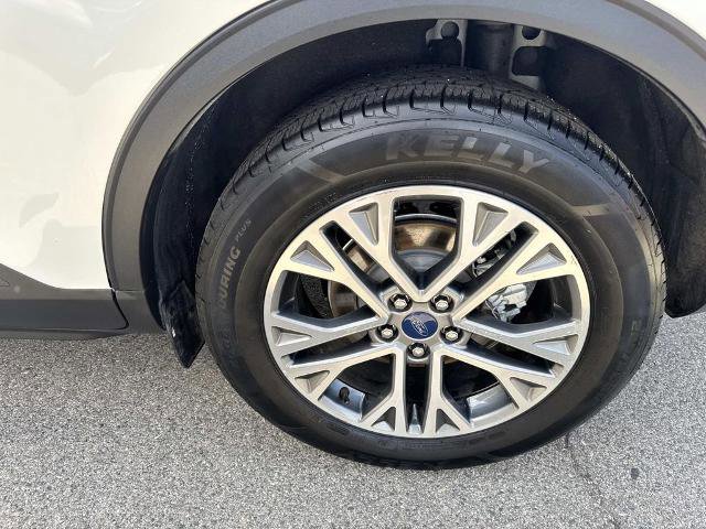 Certified 2022 Ford Escape SEL FWD image 9