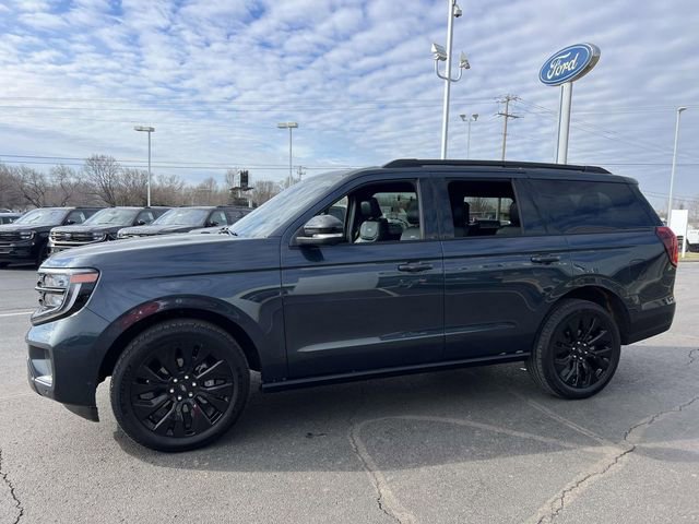 Certified 2025 Ford Expedition Platinum w/ Stealth Appearance Package image 6