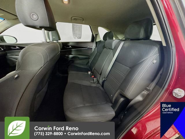 Used 2019 Kia Sorento S image 28