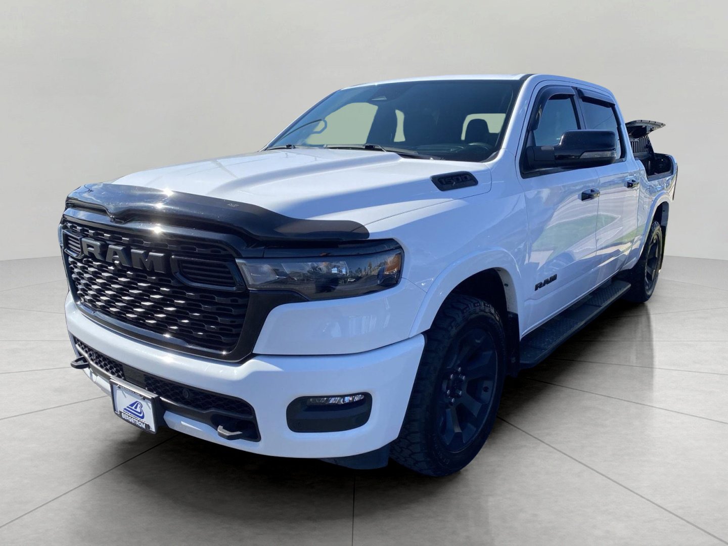 Used 2025 RAM 1500 Big Horn AWD/4WD image 4
