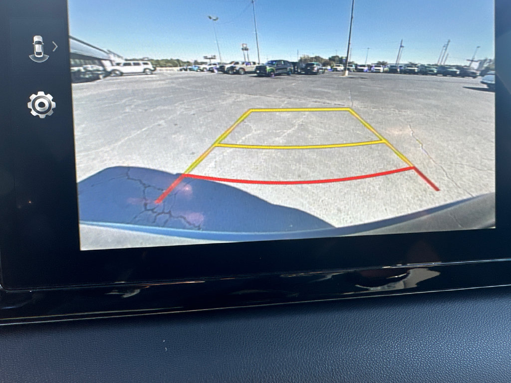 Used 2025 Hyundai Palisade SE FWD image 29