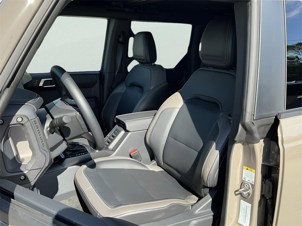Certified 2025 Ford Bronco Outer Banks w/ Sasquatch Package image 21