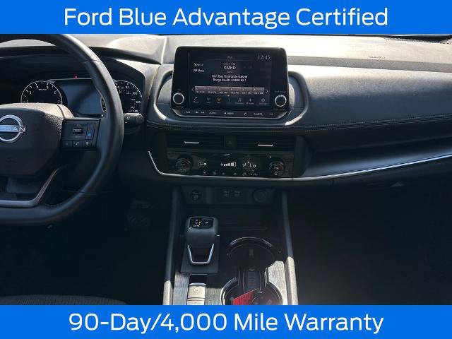 Used 2025 Nissan Rogue SV FWD image 19