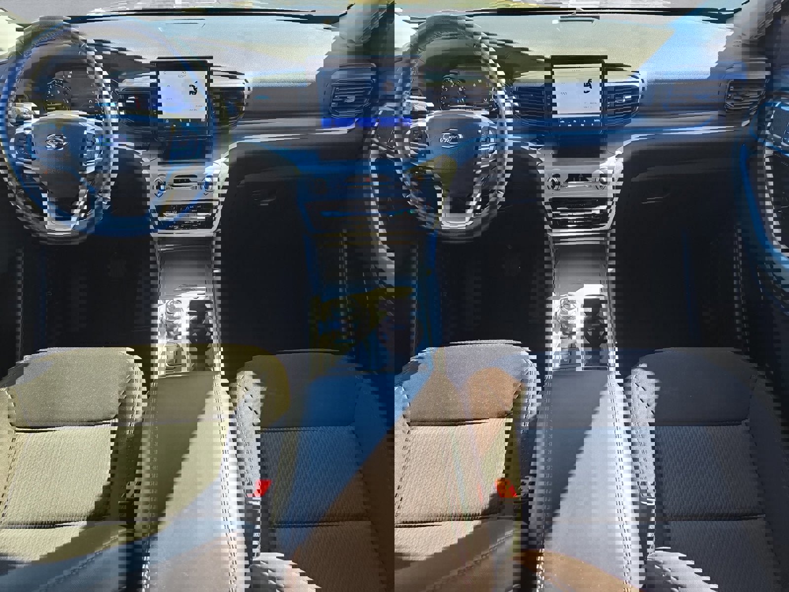 Certified 2022 Ford Explorer XLT image 9