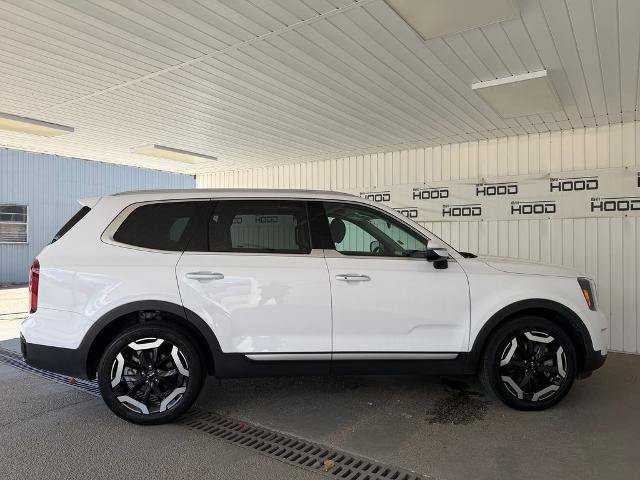 Used 2025 Kia Telluride S FWD image 25