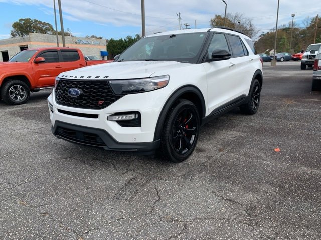 Certified 2024 Ford Explorer ST w/ Equipment Group 401A image 2