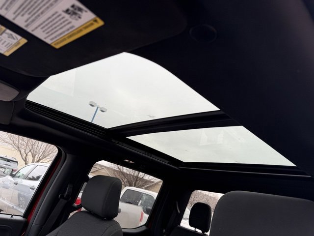 Certified 2022 Ford F150 XLT w/ Equipment Group 302A High image 17