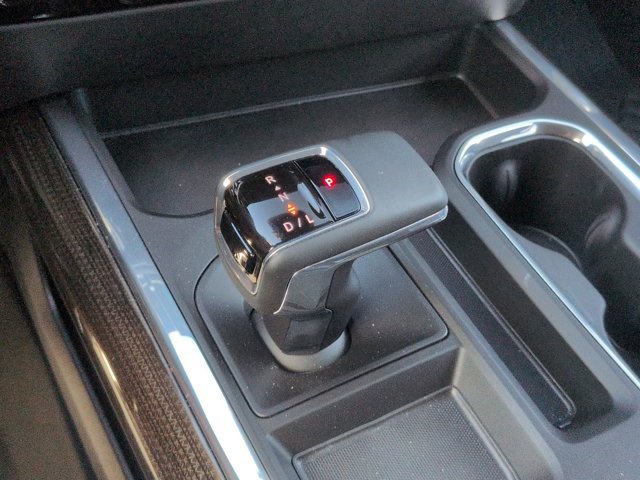 Used 2025 Chevrolet Silverado 1500 LT Trail Boss w/ Convenience Package II AWD/4WD image 27