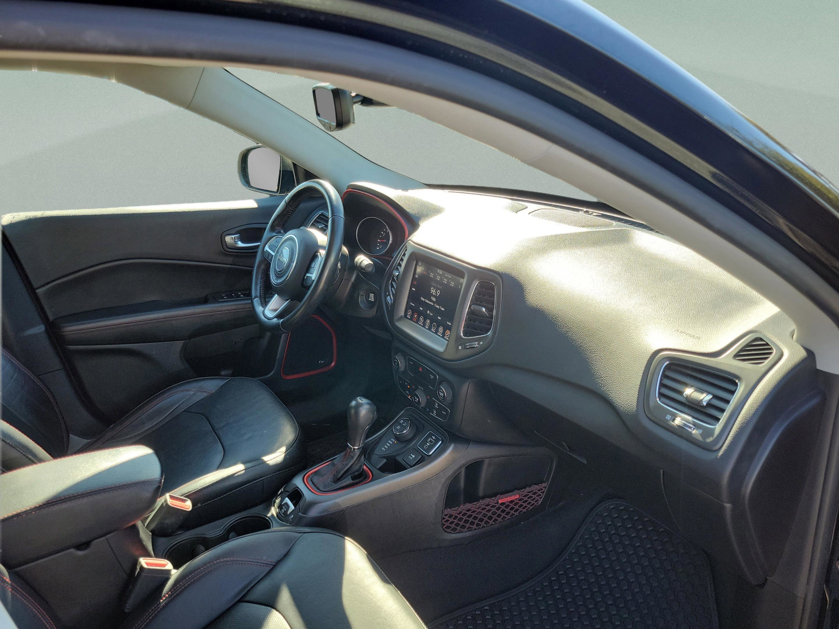 Used 2020 Jeep Compass Trailhawk w/ Leather Interior Group image 24