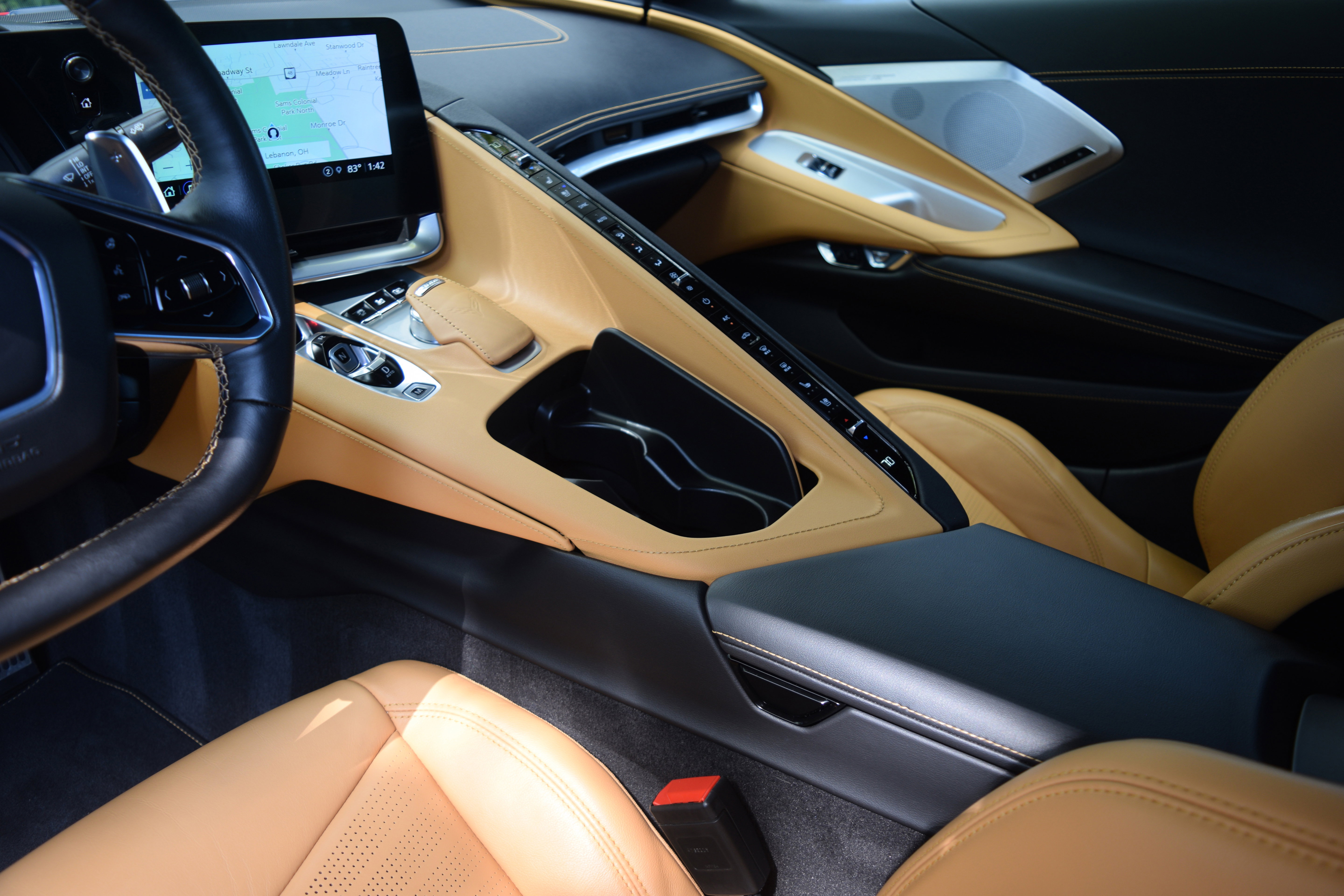 Used 2022 Chevrolet Corvette 2LT w/ Z51 Performance Package image 8