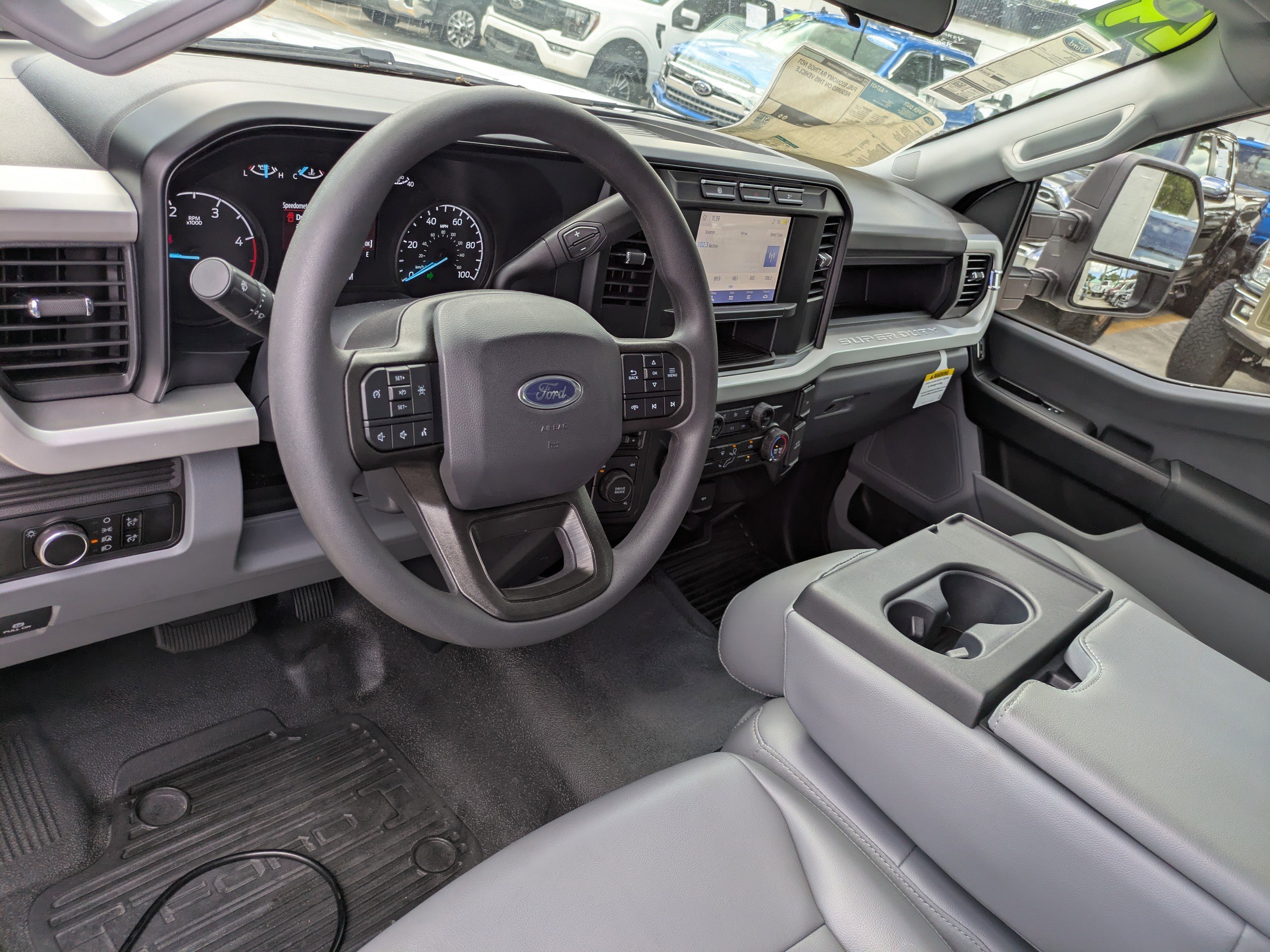 Certified 2024 Ford F550 4x4 Regular Cab Super Duty image 18