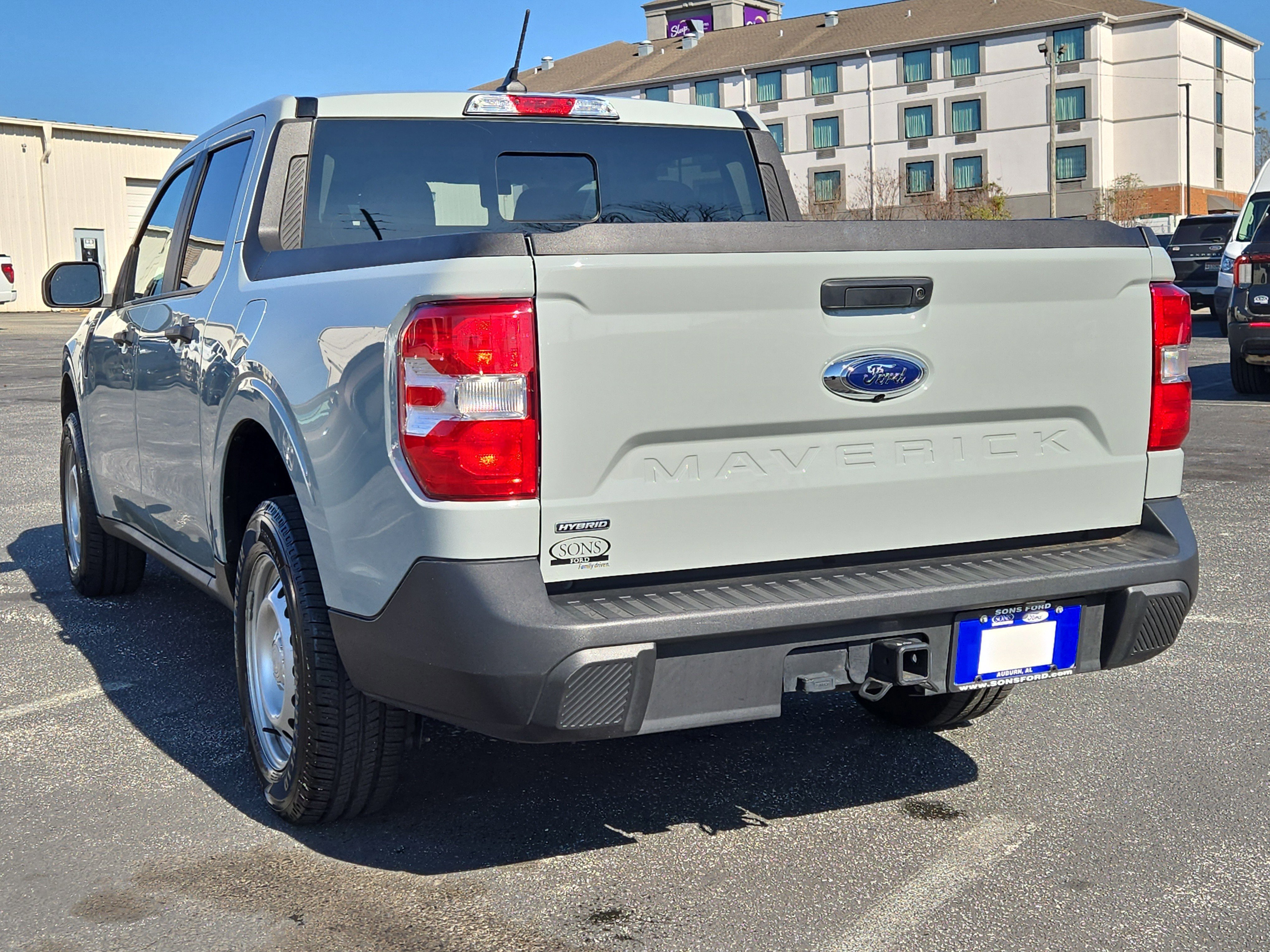 Certified 2023 Ford Maverick XL image 7