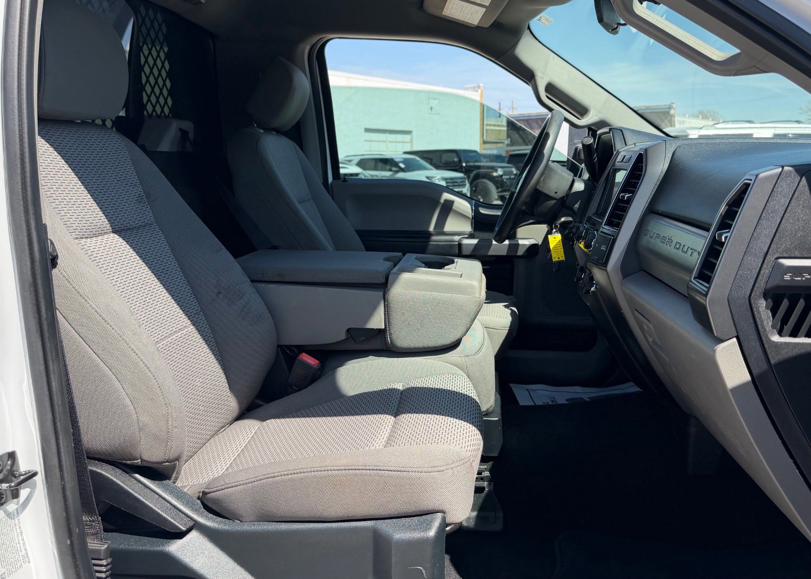 Certified 2021 Ford F550 4x4 Regular Cab Super Duty image 22