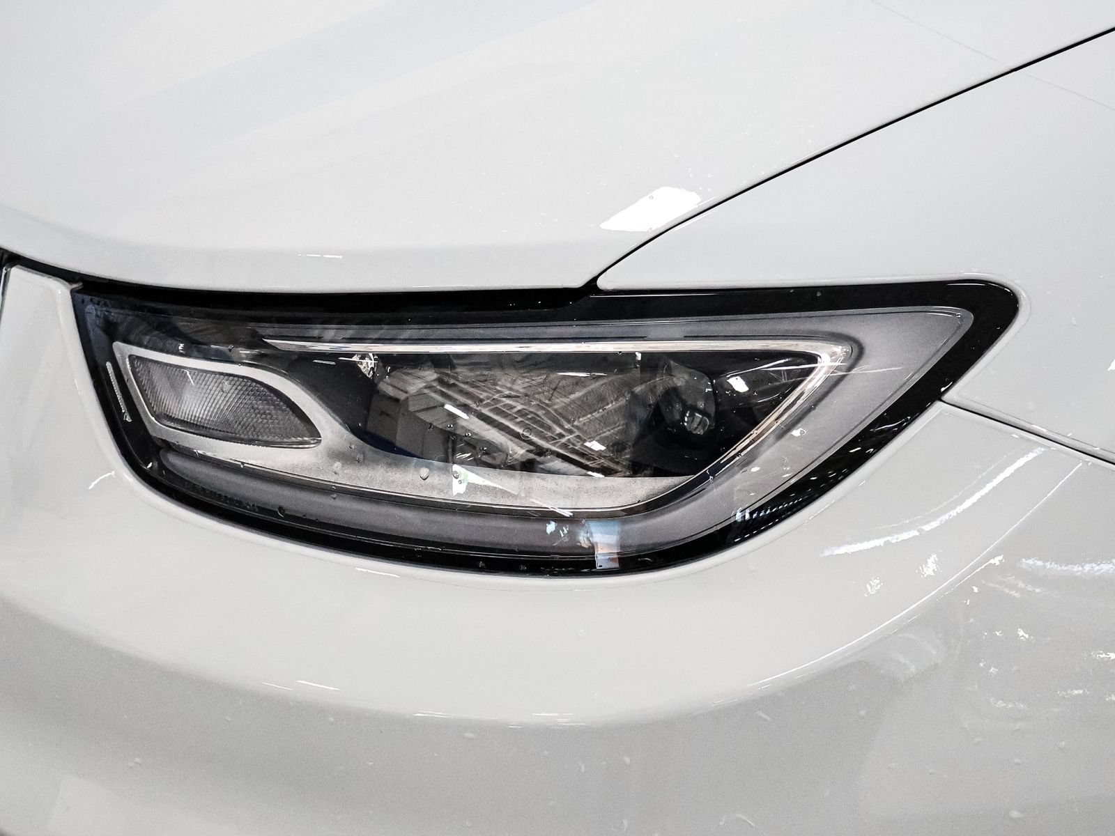 Used 2021 Chrysler Pacifica Touring-L FWD image 14