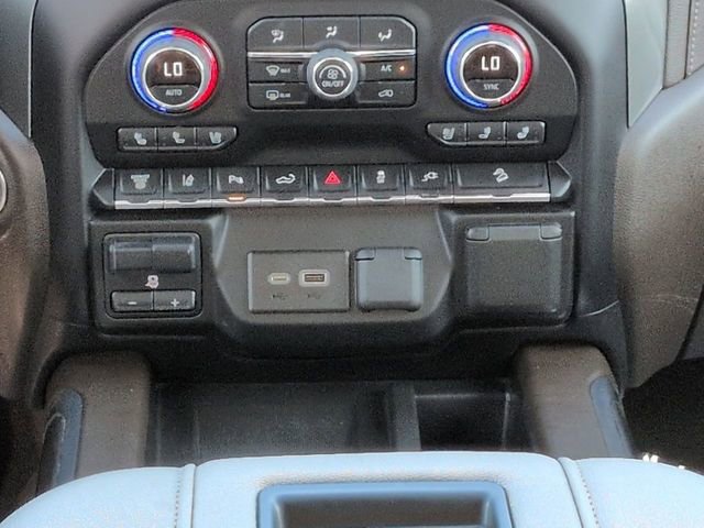 Used 2022 Chevrolet Silverado 2500 LTZ w/ LTZ Plus Package image 19