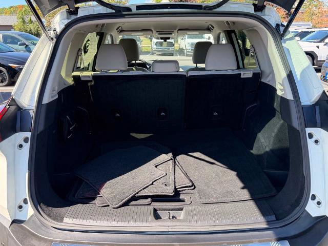 Used 2023 Nissan Rogue SV AWD/4WD image 16