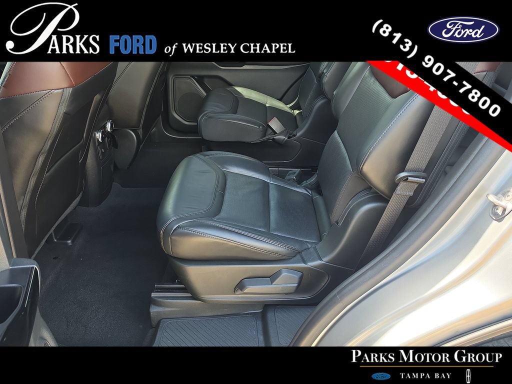 Certified 2023 Ford Explorer Platinum w/ Technology Package AWD/4WD image 15