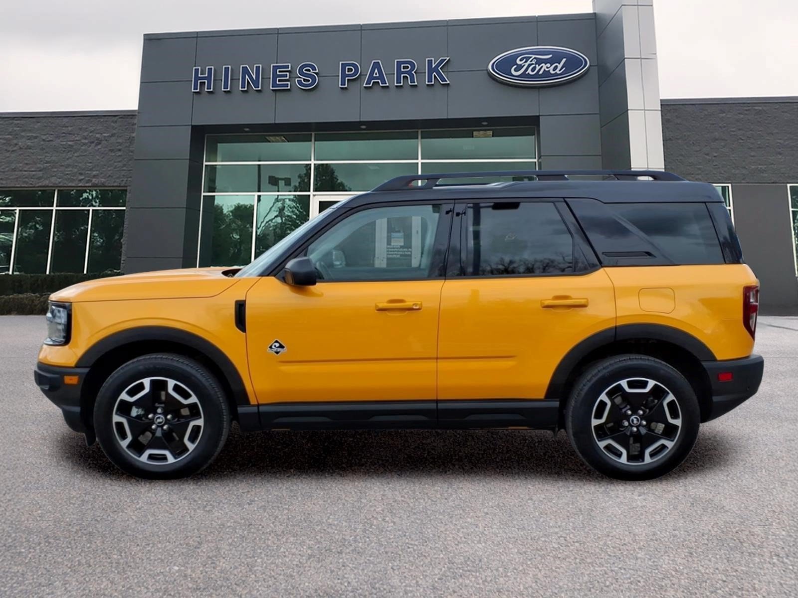 Certified 2023 Ford Bronco Sport Outer Banks AWD/4WD image 4