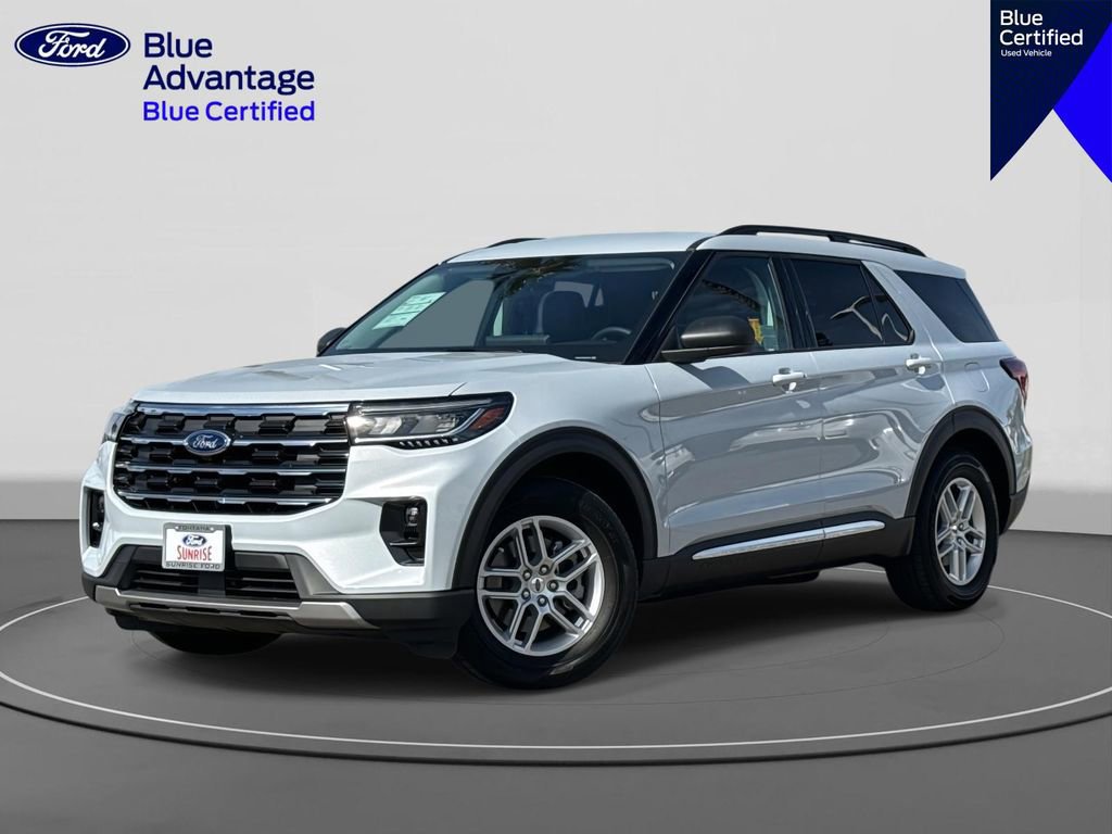 Certified 2025 Ford Explorer Active w/ Active Comfort Package image 1