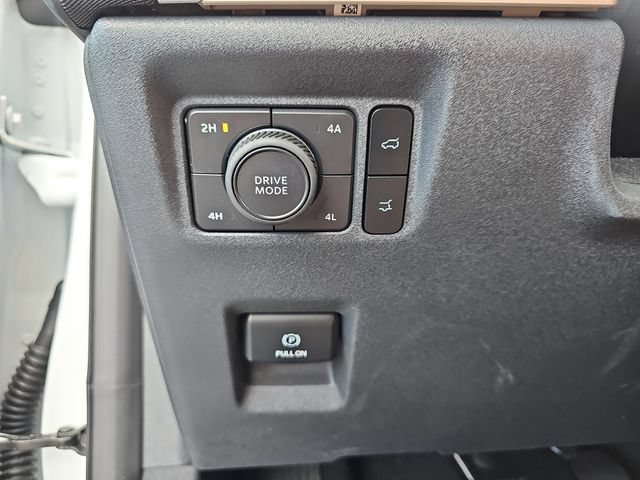 Certified 2025 Ford Expedition Active AWD/4WD image 34